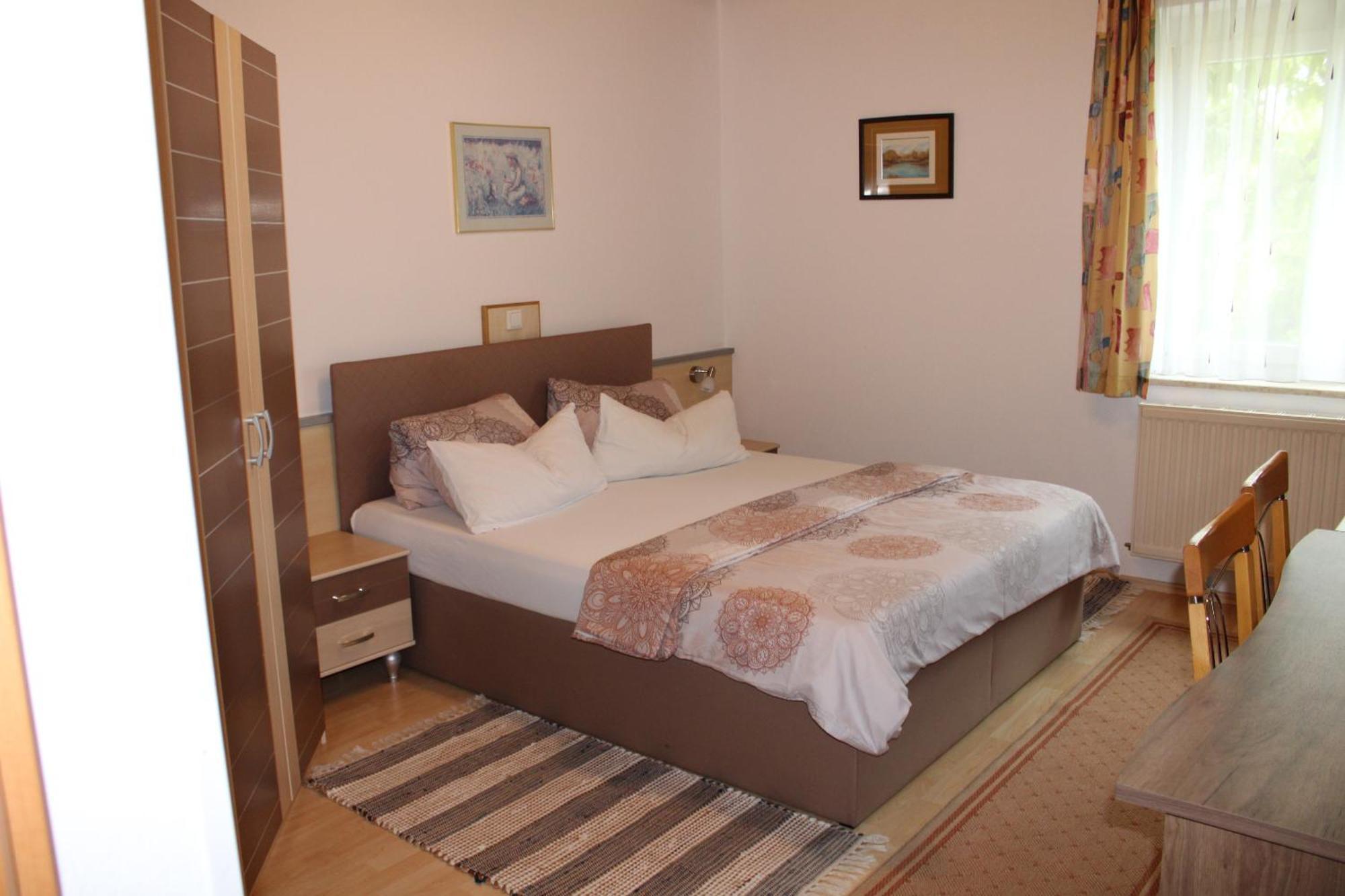 Ferienwohnung Und Gaestezimmer Gaspar Halbenrain Εξωτερικό φωτογραφία